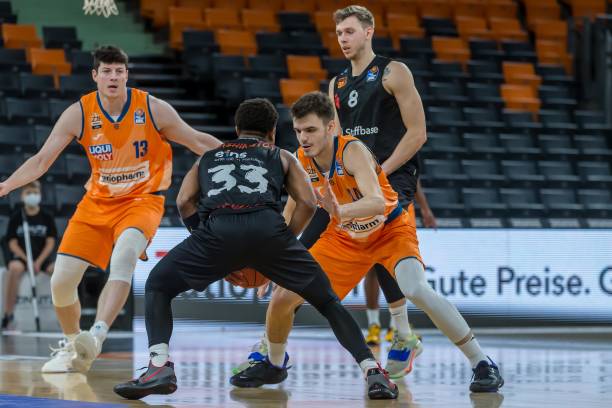 是格外引人 是格外引人