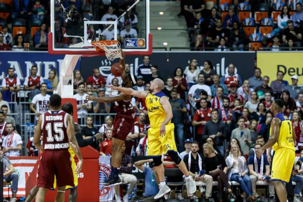 姆巴佩的出 姆巴佩的出